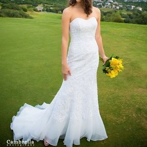 Galina Signature organza trumpet embroidered dress